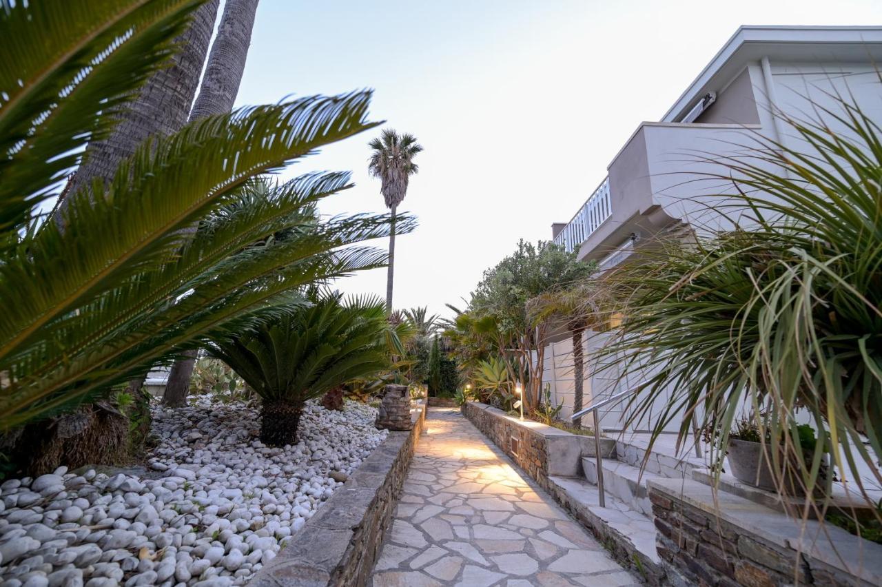 Residence La Menado Cavalaire-sur-Mer Eksteriør bilde